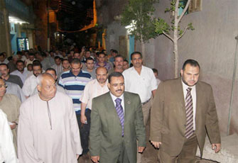 التفاف كبير حول عبد الحليم عبد اللاه مرشح الاخوان بالغربية.jpg