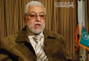 الدكتور محمود حسين.jpg