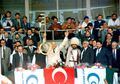 أربكان وعاكف وسيف الإسلام البنا في احتفال عام 1998م.jpg