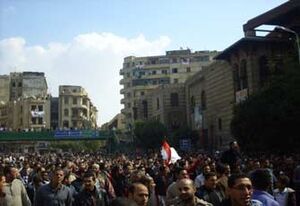 علماء الأزهر يتقدمون 10 آلاف متظاهر ويتوجهون للتحرير.jpg
