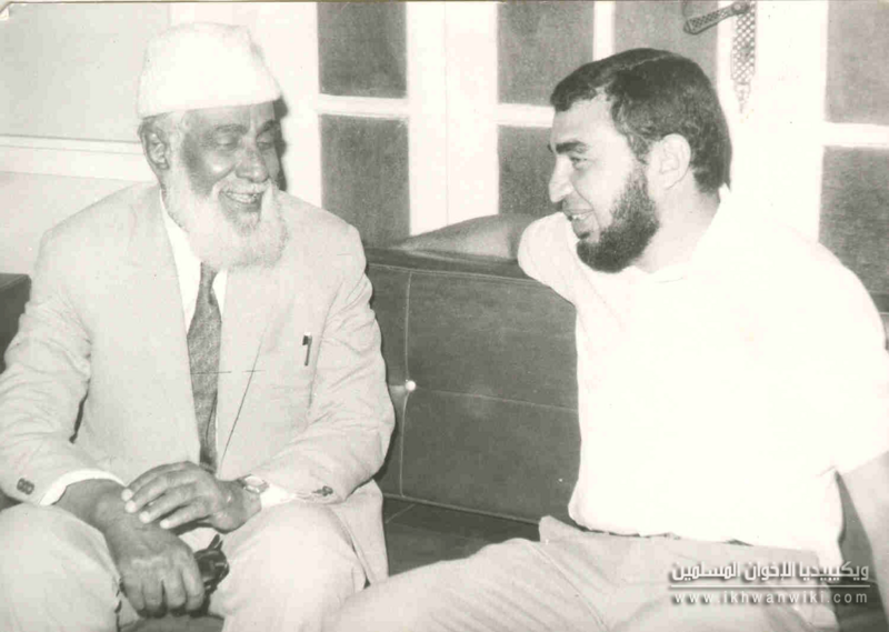 ملف:الأستاذ-محمد-حامد-أبو-النصر-المرشد-العام-والأستاذ-محمد-عبد-القدوس.png
