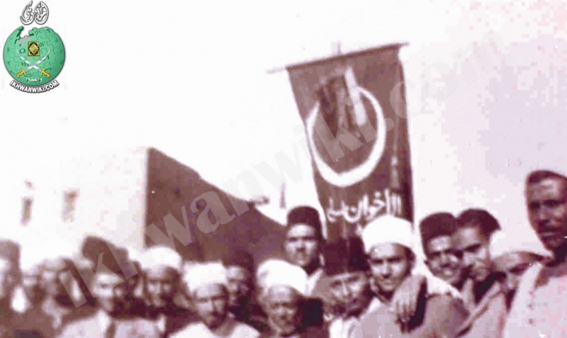 ملف:الإمام-البنا-مع-إخوان-أسيوط-أثناء-رحلة-الصعيد.jpg